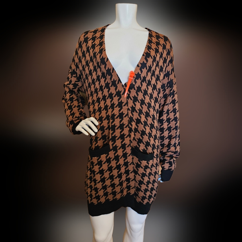 💙 20. Melanie Lyne Size Medium Cardigan